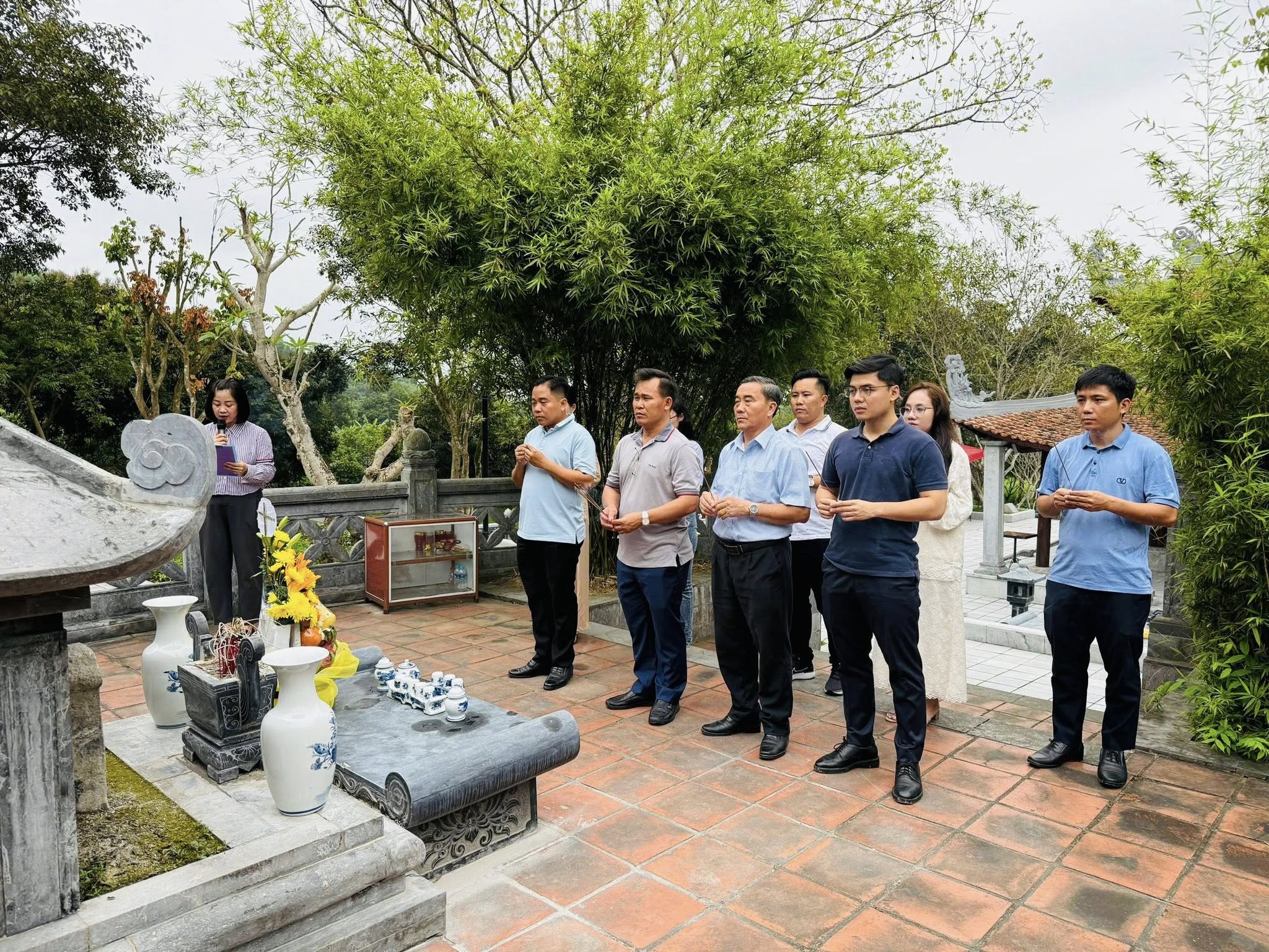 Hành trình về nguồn tại Hà Tĩnh của Trường Nghiệp vụ Bình Dương 2 492008053 1125399742937934 1513220074882890614 n