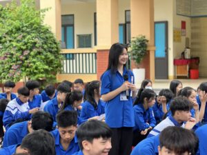 Hướng nghiệp cho con em Hà Tĩnh - Cơ hội vàng để vững bước tương lai 16 494127139 1127350822742826 6895535319488276889 n
