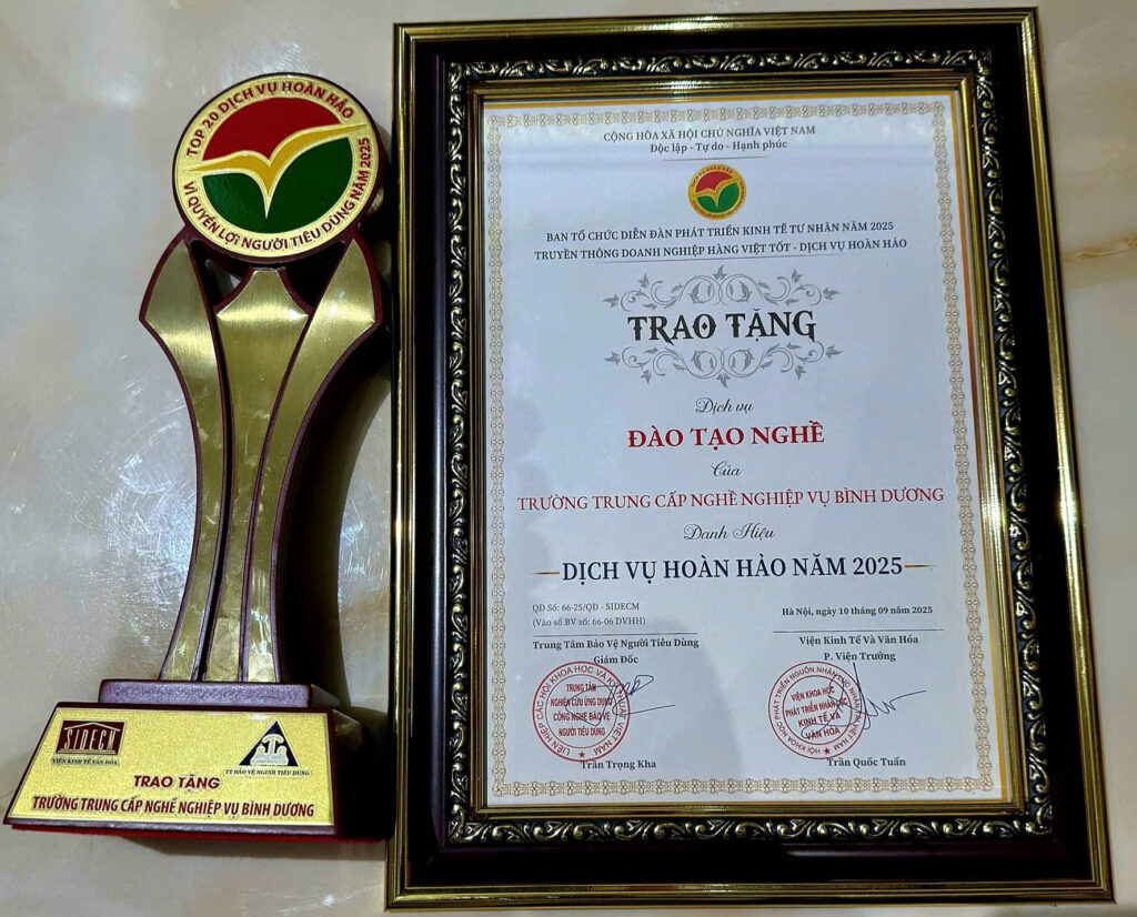Trường Trung cấp nghề nghiệp vụ Bình Dương đạt giải thưởng " Dịch vụ hoàn hảo năm 2025" 3 z7012532449011 0c466547455c7d6707f551694980ae5e
