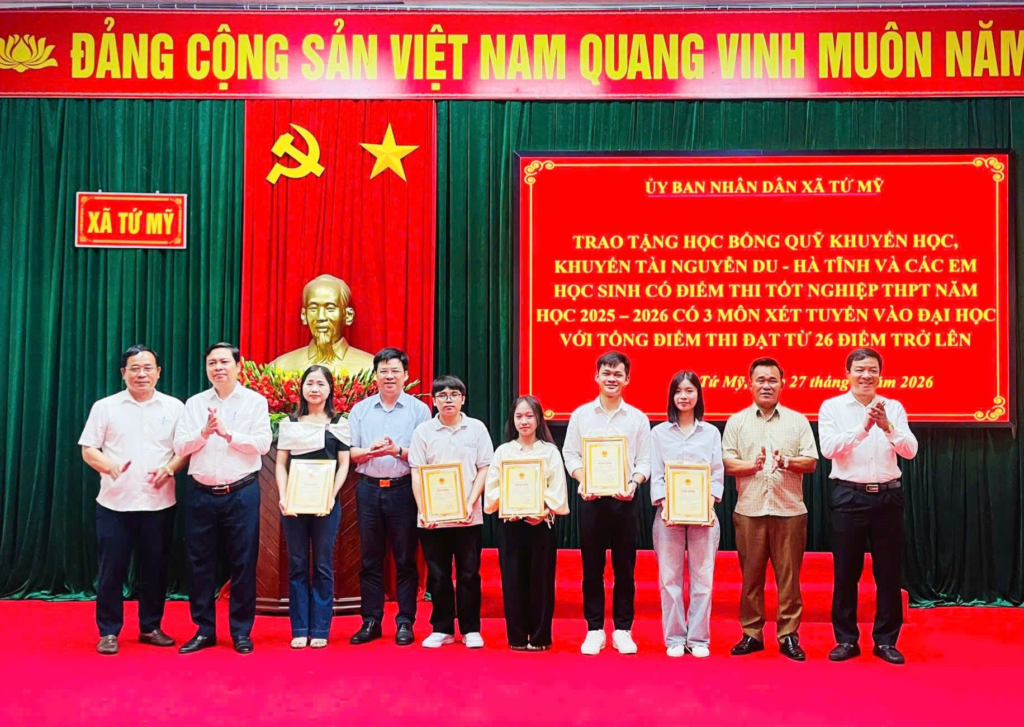 Thiet ke chua co ten 28
