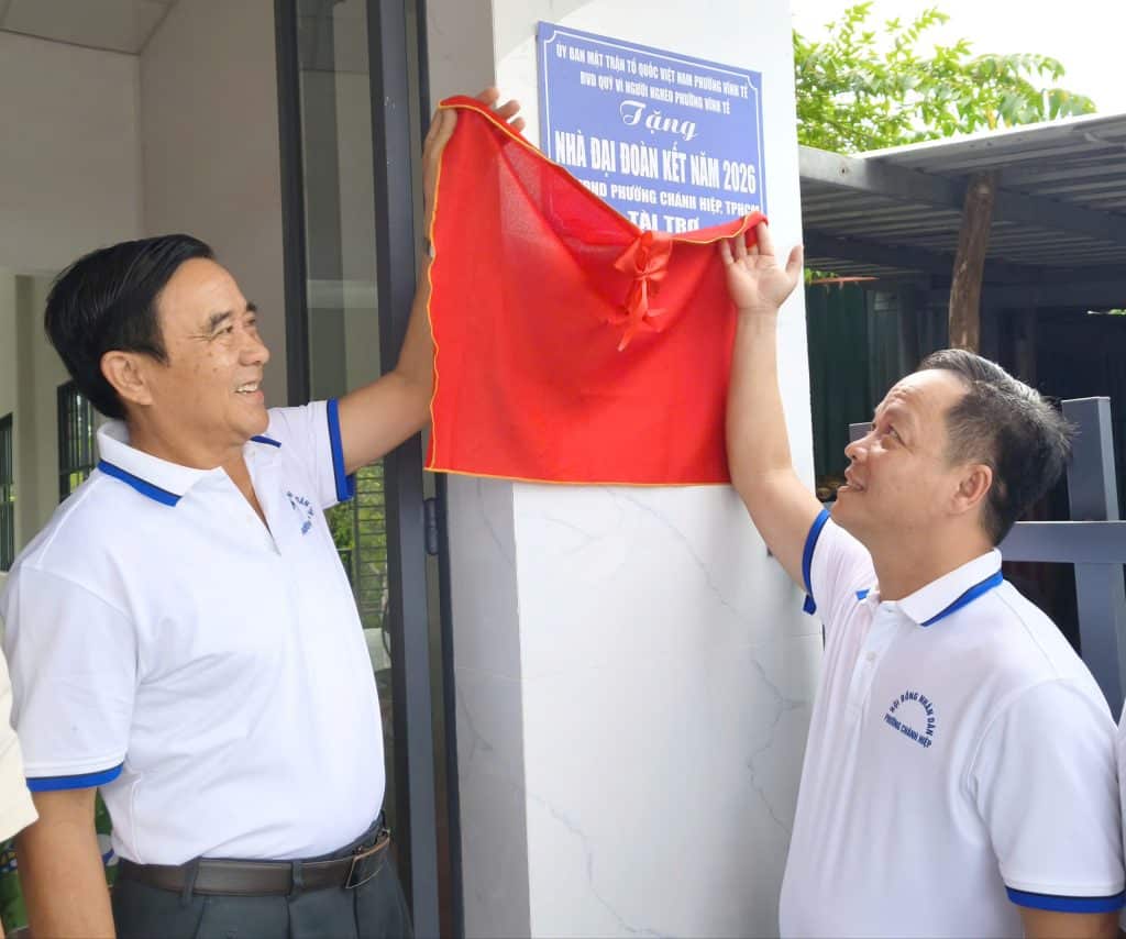 4 6