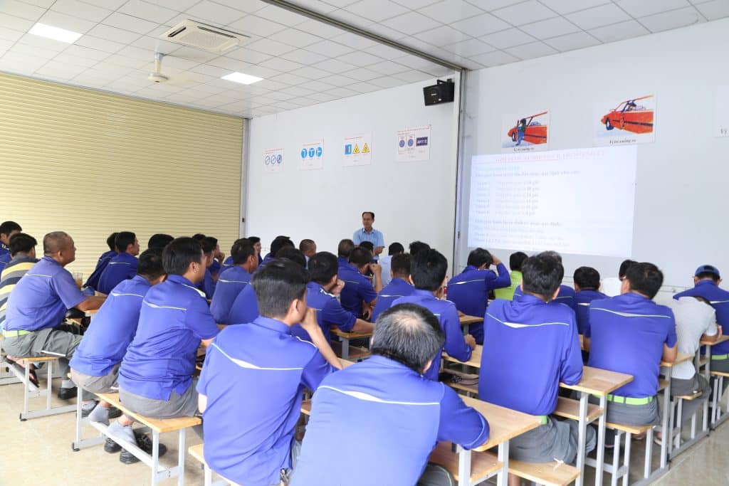 Huấn luyện an toàn vệ sinh lao động 6 nhóm – Đáp ứng nhu cầu cá nhân và doanh nghiệp