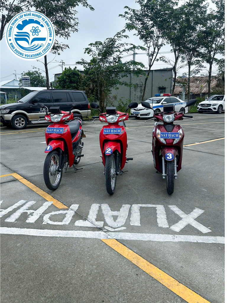 Thi sát hạch mô tô A1 - A có xe quen tay, ngại gì vào sân 1 Thiet ke chua co ten 4